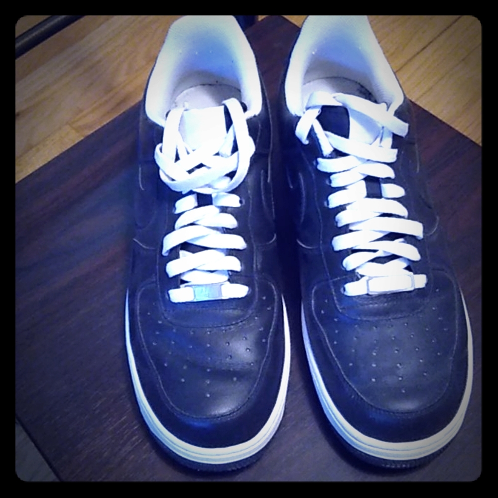 Black Nike Air Force Ones